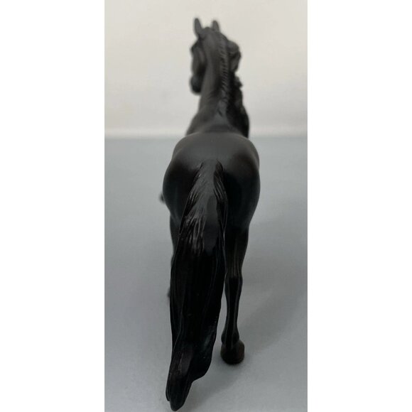 Breyer Stablemates TSC Mystery Horse Surprise Series 5 Rare 2023 Chase Black - Picture 4 of 8